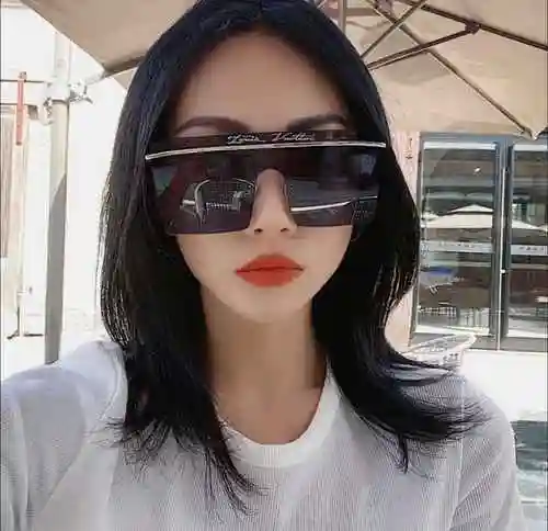 Gafas 3330LV [LOUIS VUITTON] El espejo todo en uno LV Louis Vuitton Z1089F son unas gafas de montura