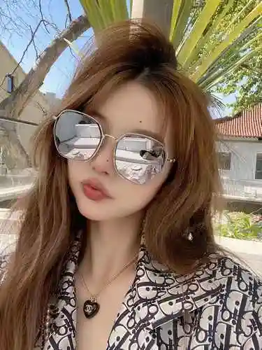 2790 Gafas Gucci GUCC * MODELO: GG0388 TAMAÑO: 56 piezas 18-140