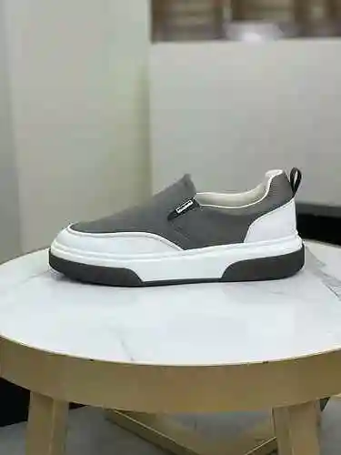 Código de calzado Prada para hombre: 0618D30 Talla: 38-44 (45 se puede personalizar)