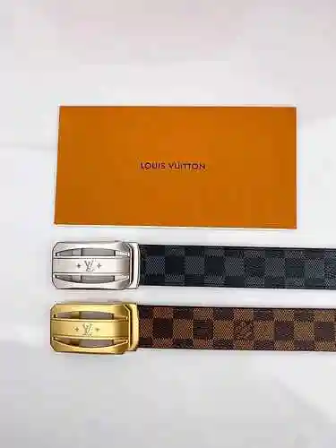 Cinturón automático para hombre.