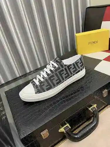Zapato Fendi Hombre Código: 0608B20 Talla: 38-44