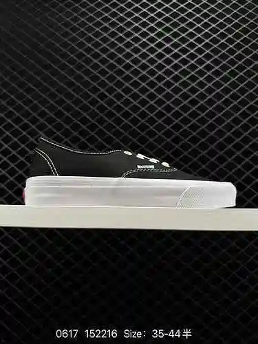 8 Vans Vault OG Authentic LX High end Branch Esta vez, Vans ha lanzado una nueva serie clásica retro
