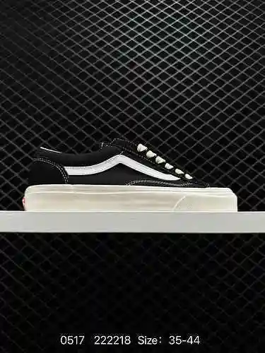 Vans Sk8 og Gable Micro Bar Black and White Classic SK8, una serie de ramales de alta gama de la ser