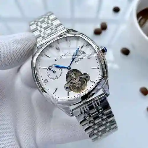 Cartier. 500