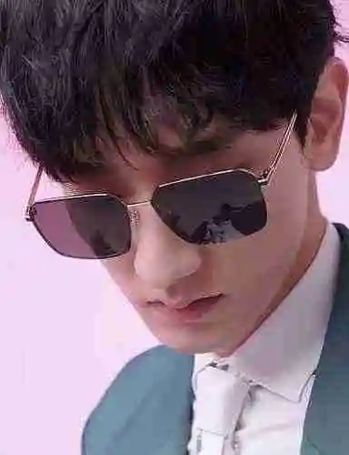 2610 Gafas Gucci Gafas de sol polarizadas piloto coloridas para hombre Material: Nylon HD Ranura par