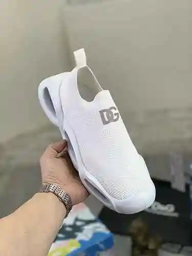 Dolce&Gabbana Código de estilo de pareja: 0521B60 Talla: Mujer 35-40, Hombre 38-45 (Hombre 46 pe