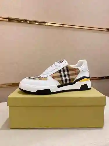 Zapato Burberry Hombre Código: 0517B50 Talla: 38-44