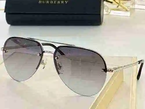 3240 Gafas Burberry BurBERR Burberry Air Full Print Super Special B Family Logo Modelo: BE3117 Model