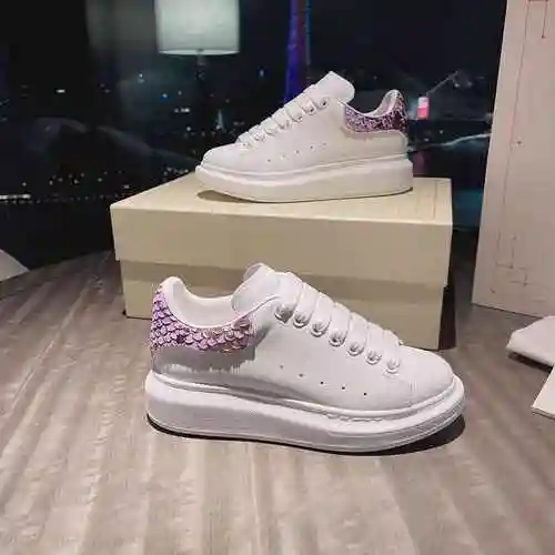 1661340 Zapatillas deportivas pareja trigo 35-44
