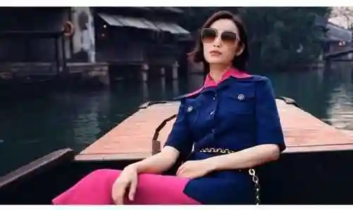 2610 Gafas de sol Gucci GUCCI Qi color Lu Han Ni Ni Ni modelo publicitario GG0879 talla 61 boca 18-1