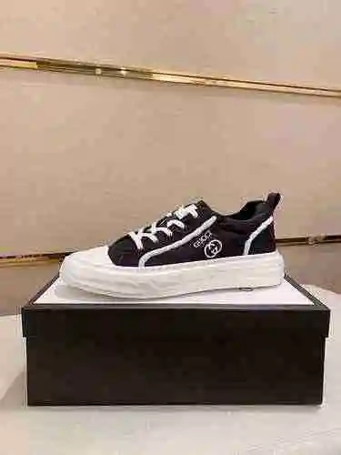 Código de zapato de hombre GUCCI: 0625B40 Talla: 38-44