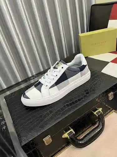 Código de zapato de hombre Burberry: 0504B40 Talla: 38-44 (45 se puede personalizar)