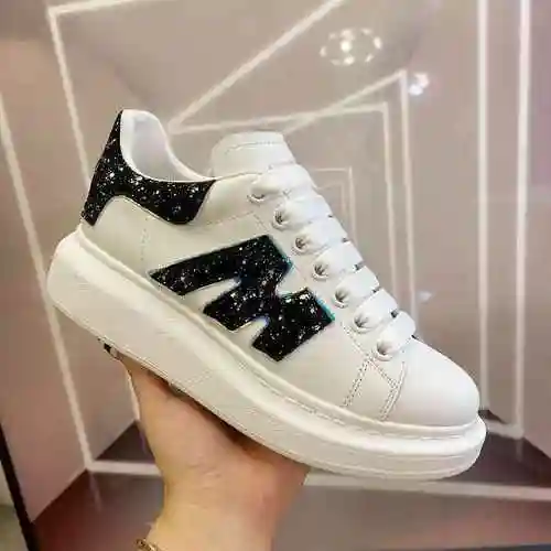 1661360 Los últimos zapatos casuales de McQueen para parejas 35-44