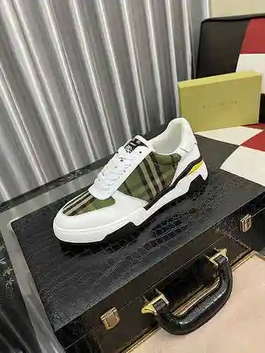 Zapato Burberry Hombre Código: 0528B50 Talla: 38-44