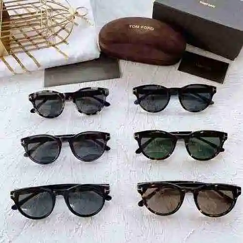 2250 Gafas de sol Tom Ford TOM FORO Tom Ford TF0522 talla: 51-21 145 Gafas de sol polarizadas con pl
