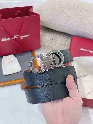 Cinturón de hombre personalizado premium