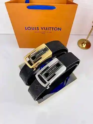 Cinturón automático para hombre.