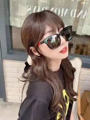 3240 Gafas Gucci GUCC *MODELO: GG0872TAMAÑO: 61 piezas 21-145