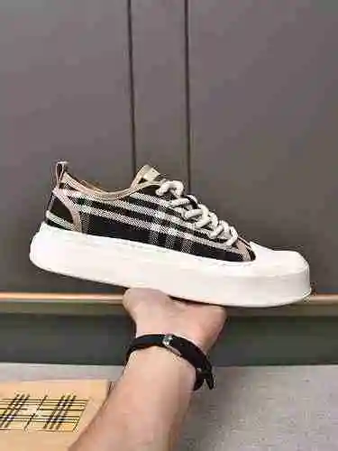 Zapato Burberry Hombre Código: 0623B50 Talla: 38-44