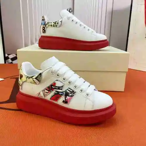 1661360 Los últimos zapatos casuales de McQueen para parejas 35-44