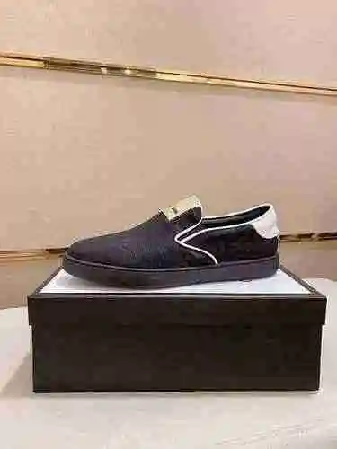 Código de zapato de hombre GUCCI: 0625B30 Talla: 38-44