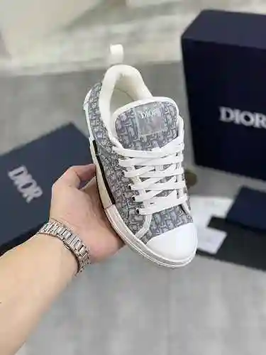 Código de estilo de pareja Dior: 0606C00 Talla: 35-40 para mujer, 38-45 para hombre (46 se puede per
