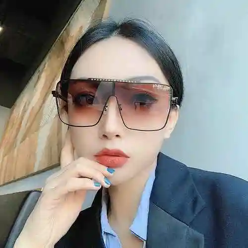 El último estilo en el sitio web oficial de gafas 3600LV son las gafas de sol integradas Louis Vuitt