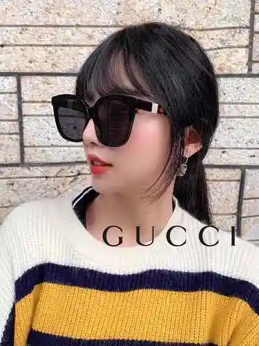 3330 Gafas Gucci GUCC *MODELO: GG0710STALLA: 52 piezas 22-145