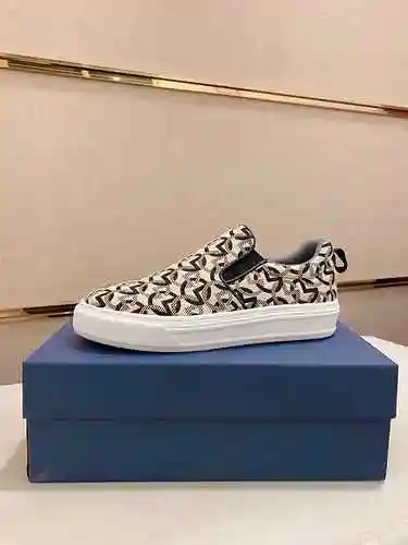Código de zapato de hombre Dior: 0614B30 Talla: 38-44 (personalizable para 45, 46 sin devolución ni 