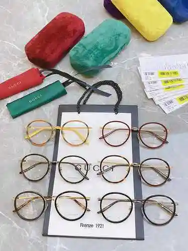 Han llegado 2790 lentes para miopía Gucci en todos los colores [GUCCI] La montura frontal lisa Gucci