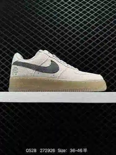 3 Campeón reinante x Nike Air Force High&# x27; 7 Campeón defensor de "gamuza negra gris&qu