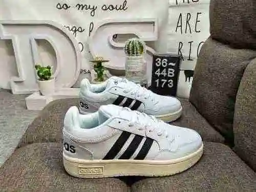 173 Dadidad Courtbeat zapatos de tabla casuales. Esta zapatilla de estilo de vida está inspirada en 
