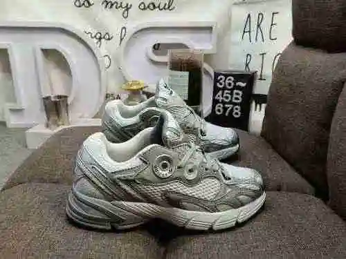 El zapato ASIR retro de una sola pieza Astir original de 678 Dadidas está inspirado en los estilos d