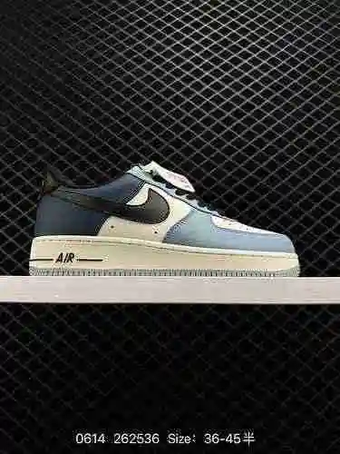 8 Zapatillas informales de caña baja Nike Air Force '7 Air Force One a nivel de empresa. El rendimie