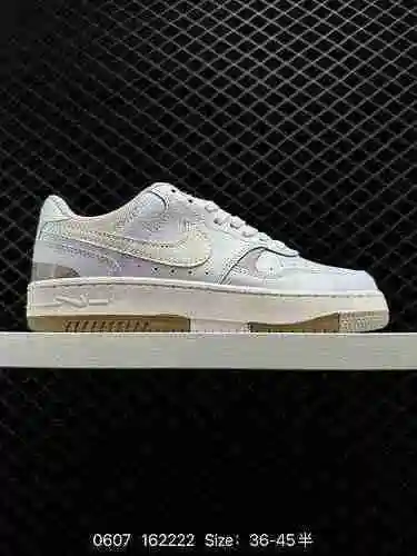 Nike Gamma Force Suela gruesa Estructura funcional Zapato deportivo versátil Blanco y negro DX976- T