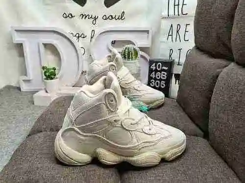 305D Authentic Adidas Yeezy500 Utility define un proceso de producción de alto nivel y solo vende za