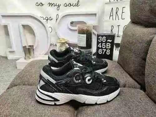 El zapato ASIR retro de una sola pieza Astir original de 678 Dadidas está inspirado en los estilos d