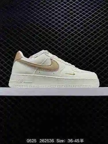 8 lanzamiento oficial sincronizado de Nike Air Force&# x27; Superficie de tela marrón de 7m, zap