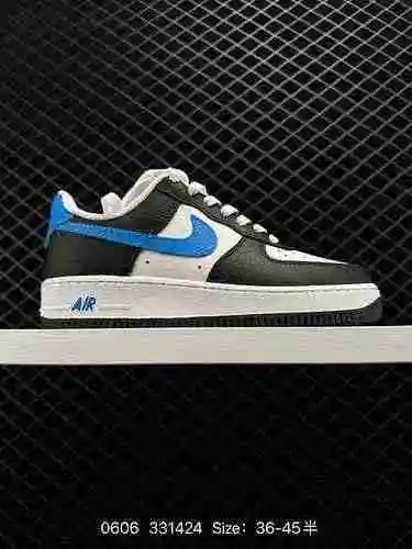 2 Auténticas zapatillas casual Nike Air Force Low Air Force One de caña baja. El rendimiento de amor
