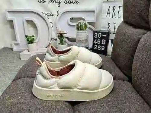 289DAdidas/PUFFYLETTE Zapatos de pan informales cálidos de un solo paso para otoño e invierno para h