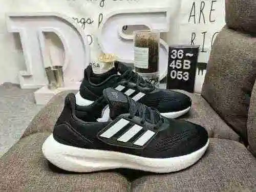 ¡El nivel de empresa 053D es realmente explosivo! Los zapatos Adidas/hombre están hechos de material