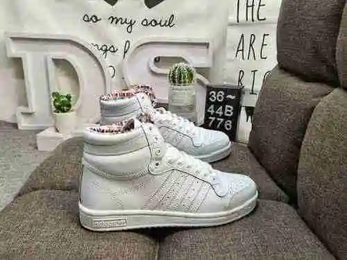 776D versión del canal extranjero a nivel de empresa caja original con Adidas Top ten Hi zapatos de 