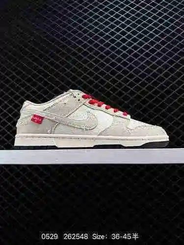 24 Las zapatillas Nike Dunk Low son zapatillas retro que muestran tu estilo personal con cada paso q