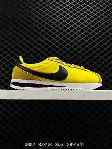 Los 2 zapatos Nike Classic Cortez Nylon Nike Forrest Gump para hombres y mujeres se adhieren al esti