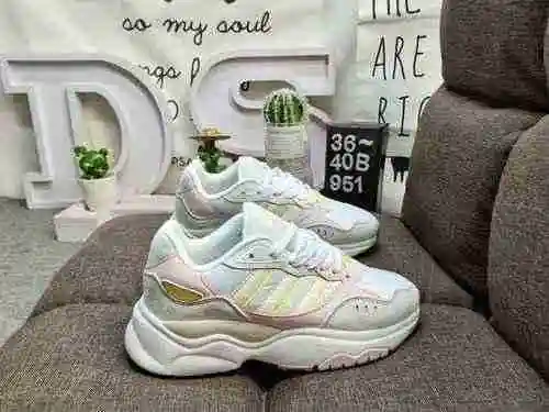 ¡Nivel de empresa 951D! Las nuevas zapatillas deportivas clásicas RETROPY F90 con suela gruesa de tr