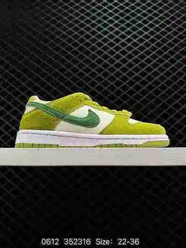 8 zapatos para niños Zapatillas Nike Dunk Low, zapatos de tabla retro, que te permiten caminar libre