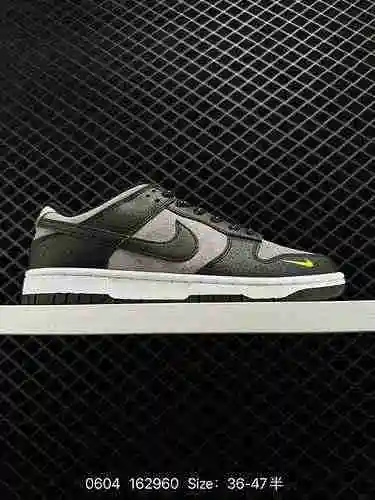 3 NIKE DUNK SB LOW Combinación de colores personalizada Dunk SB, como su nombre indica, tiene un lin