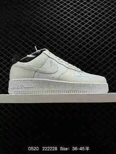 4 Nike Air Force Low Air Force One zapatilla casual de caña baja. El rendimiento de amortiguación su
