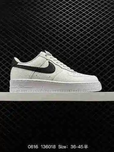 9 Nike Nike Air Force&# x27; 7 zapatillas Air Force One Las zapatillas de cricket de baloncesto 