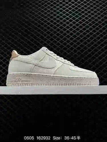 6 Nike Air Force&# x27; 7 Low" Next Nature Cork" Tema de protección del medio ambiente